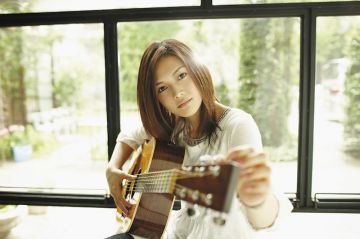 2011.09.10UP】YUI 旭川・千歳公演決定｜TOPICS｜MountAlive