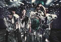 NOISEMAKER �D�y��������