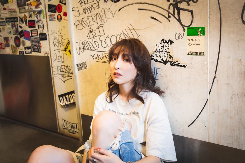 쥪